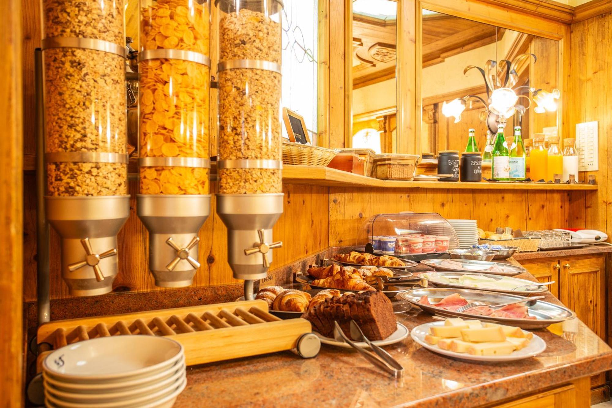 Hotel Bijou Вальтурнанш Экстерьер фото